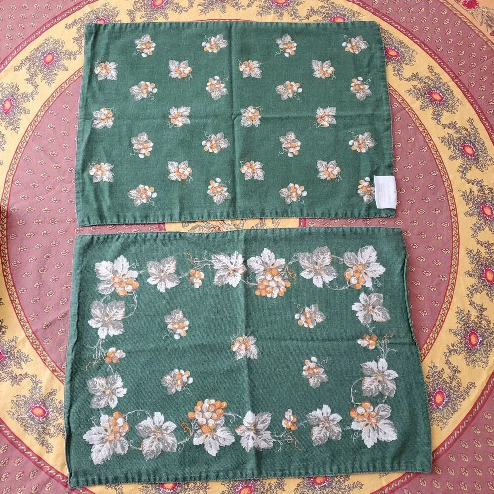 5 Williams Sonoma Placemats Grape Leaves Grapevine Leaf Tuscan Grapes Wine